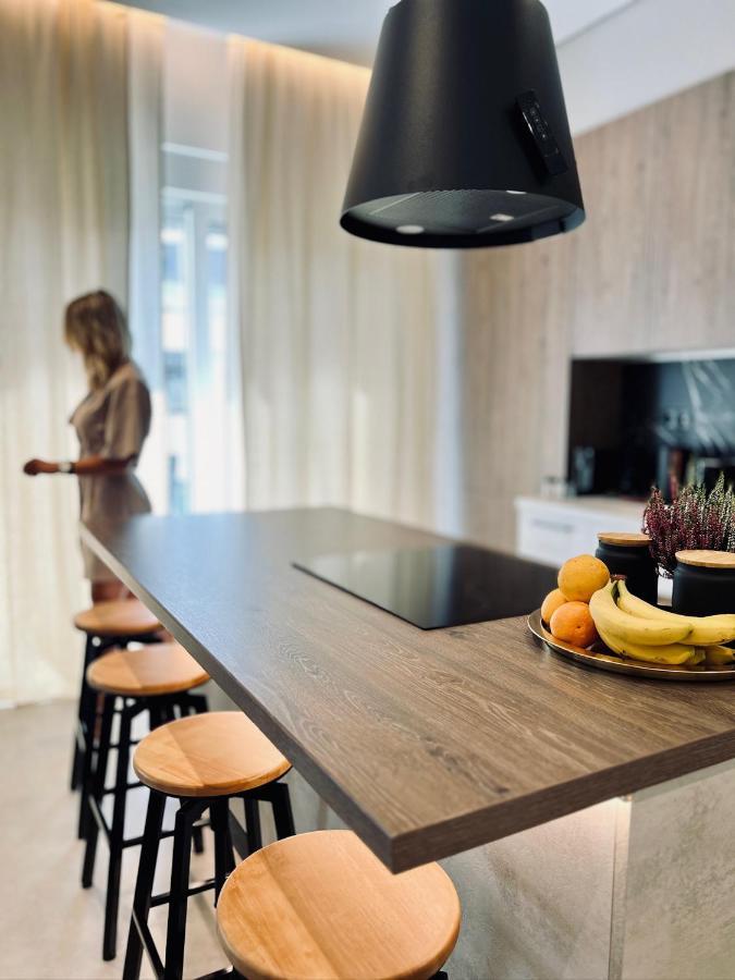 Yourathens-alice, Urban Stylish With Shaded Balcony Near Kolonaki, Center Apartment Athens