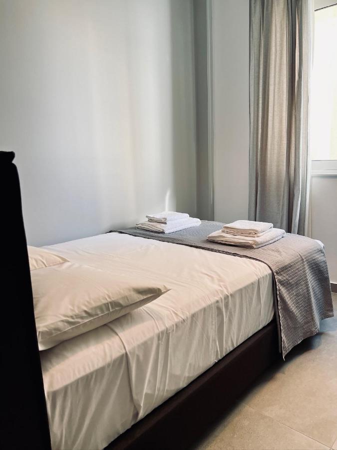 Apartment Yourathens-alice, Urban Stylish With Shaded Balcony Near Kolonaki, Center *